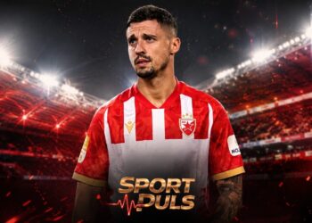Rade Krunić u dresu Crvene zvezde nakon evropske pobjede na Marakani.