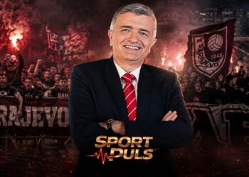 Srđan Mandić ispred navijača FK Sarajevo na Koševu