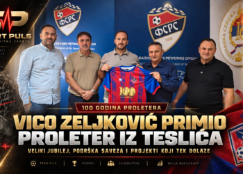 Vico Zeljković sa predstavnicima FK Proleter iz Teslića