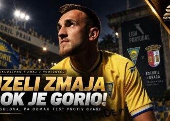 Omerović u dresu Estorila pred utakmicu protiv Brage